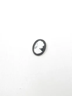 Black & White Vintage Style Cameo Brooch