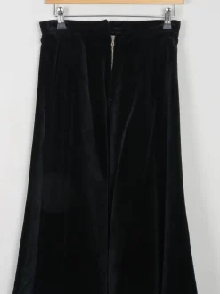 Black Velvet Vintage Full Skirt Midi S 28