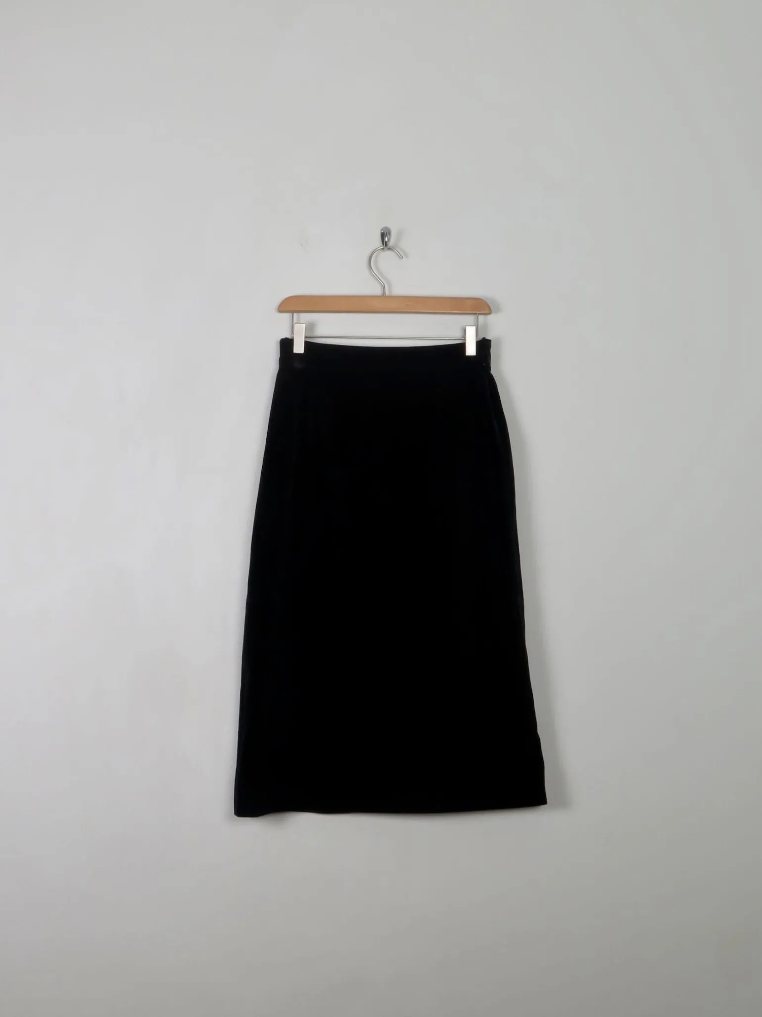 Black Velvet Vintage Pencil Skirt 27" S