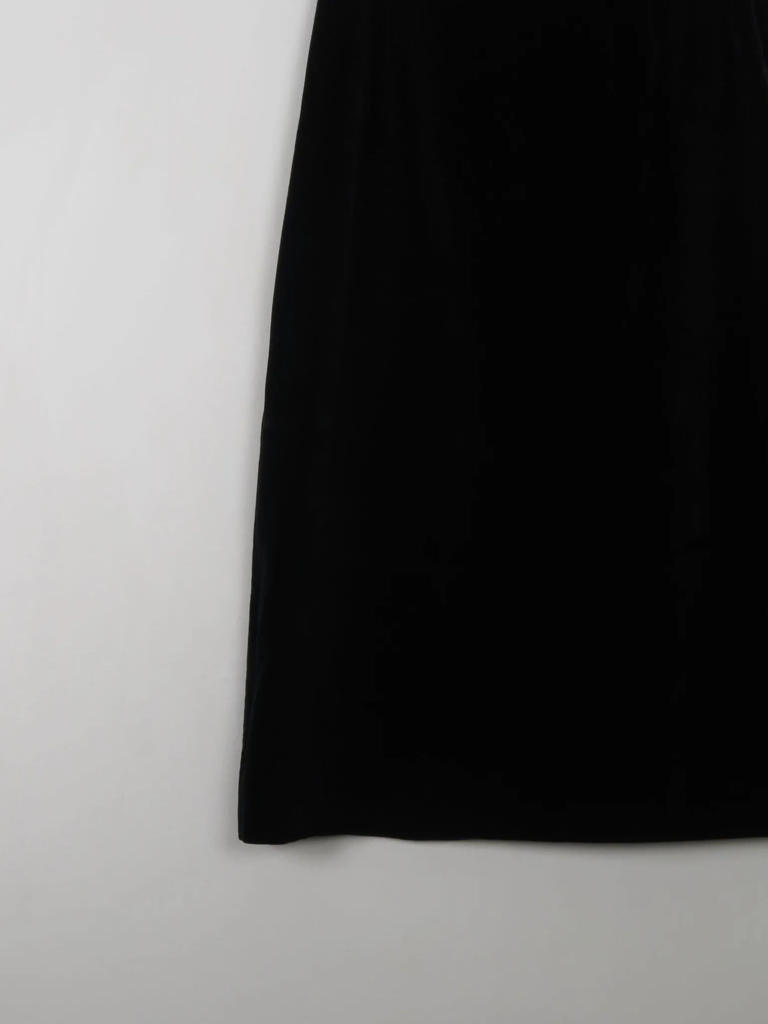 Black Velvet Vintage Pencil Skirt 27" S