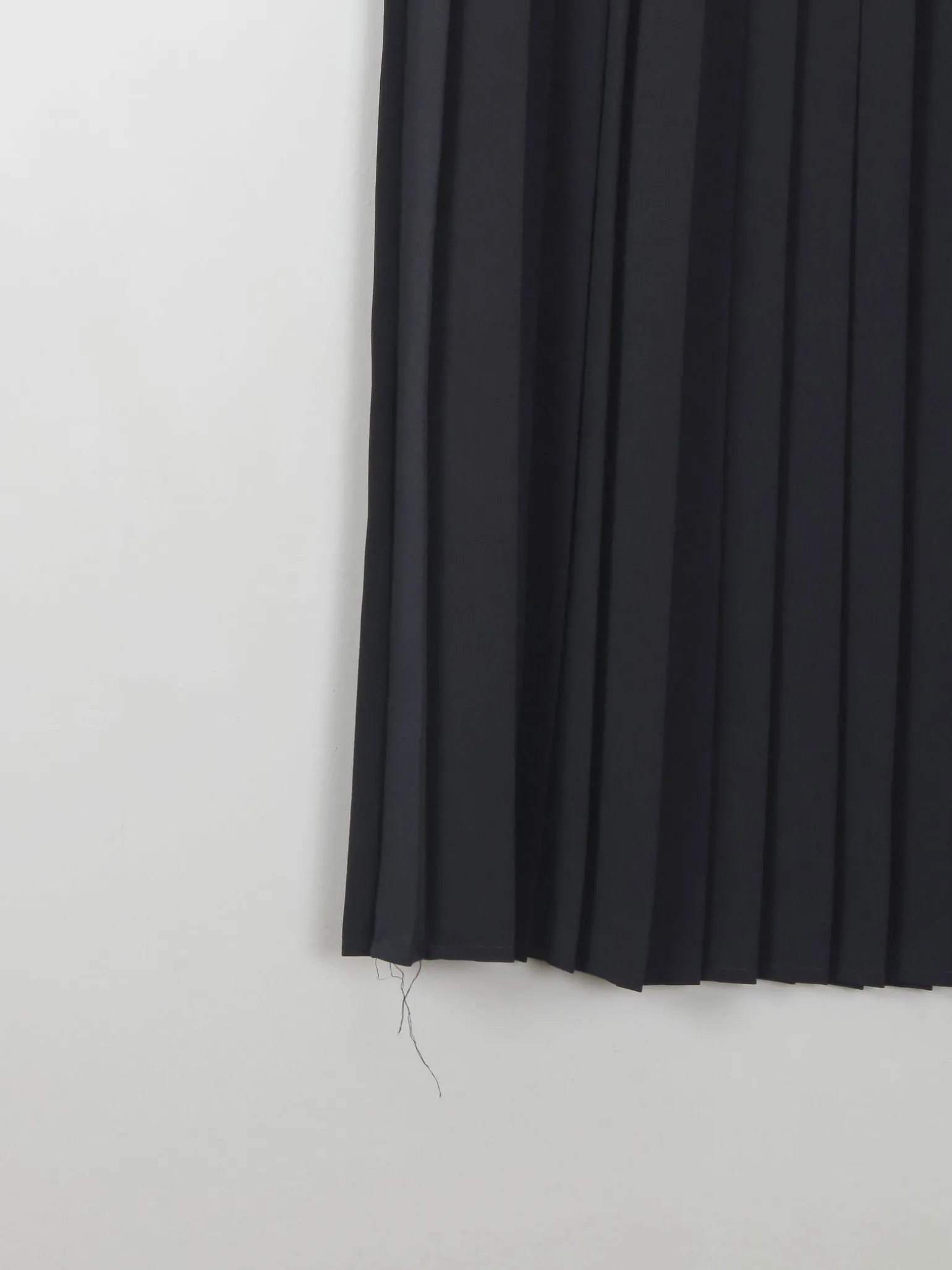 Black Vintage Pleated Skirt L