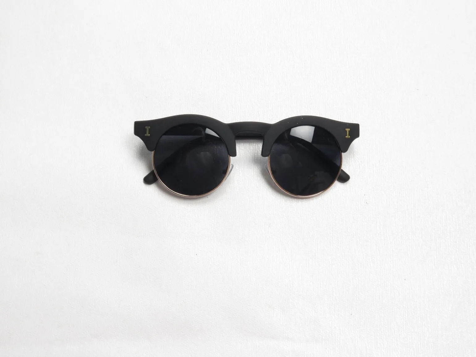 Clubmaster Style Sunglasses With Round Lenses Black/Brown