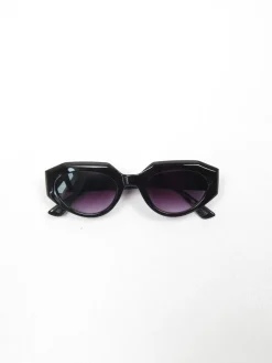 Edgy All Day Vintage Style Sunglasses