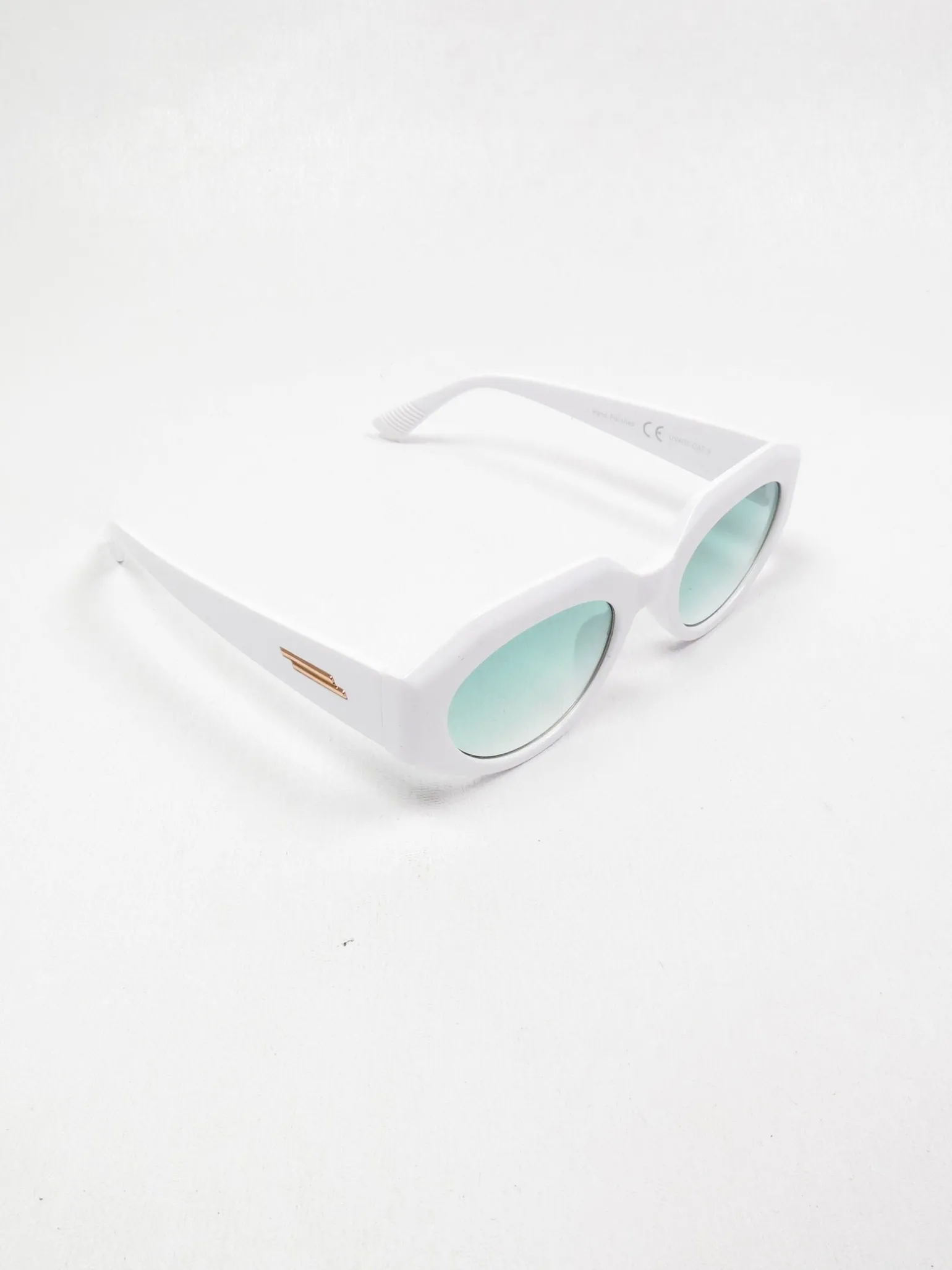 Edgy All Day Vintage Style Sunglasses