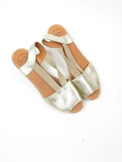 Gold Vintage Style Espadrilles 41/8
