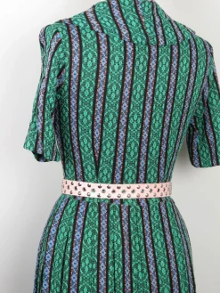 Green Vintage Embossed Fabric 1950s Dress 6/XS