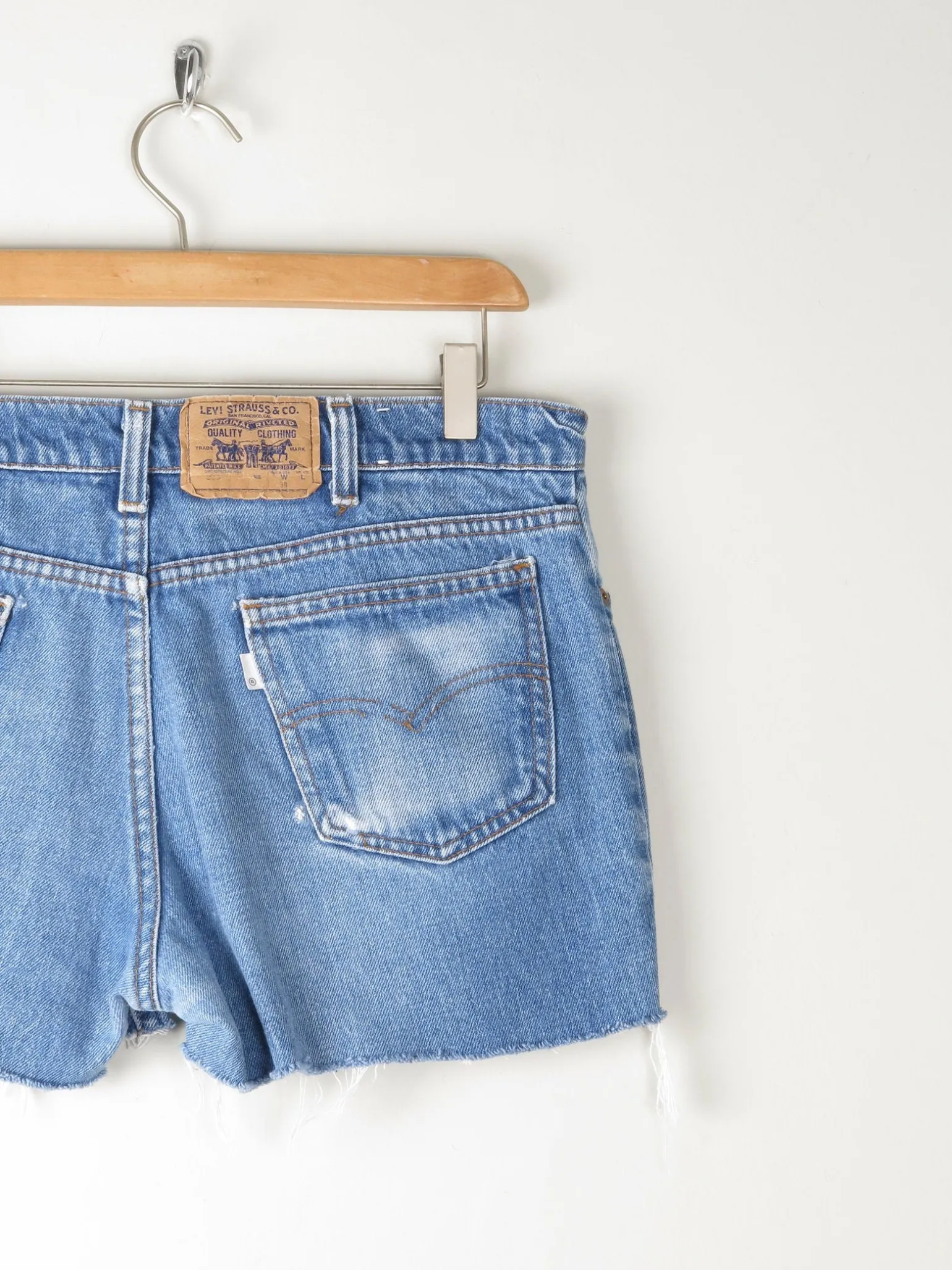 Levis Vintage Denim Shorts 33"