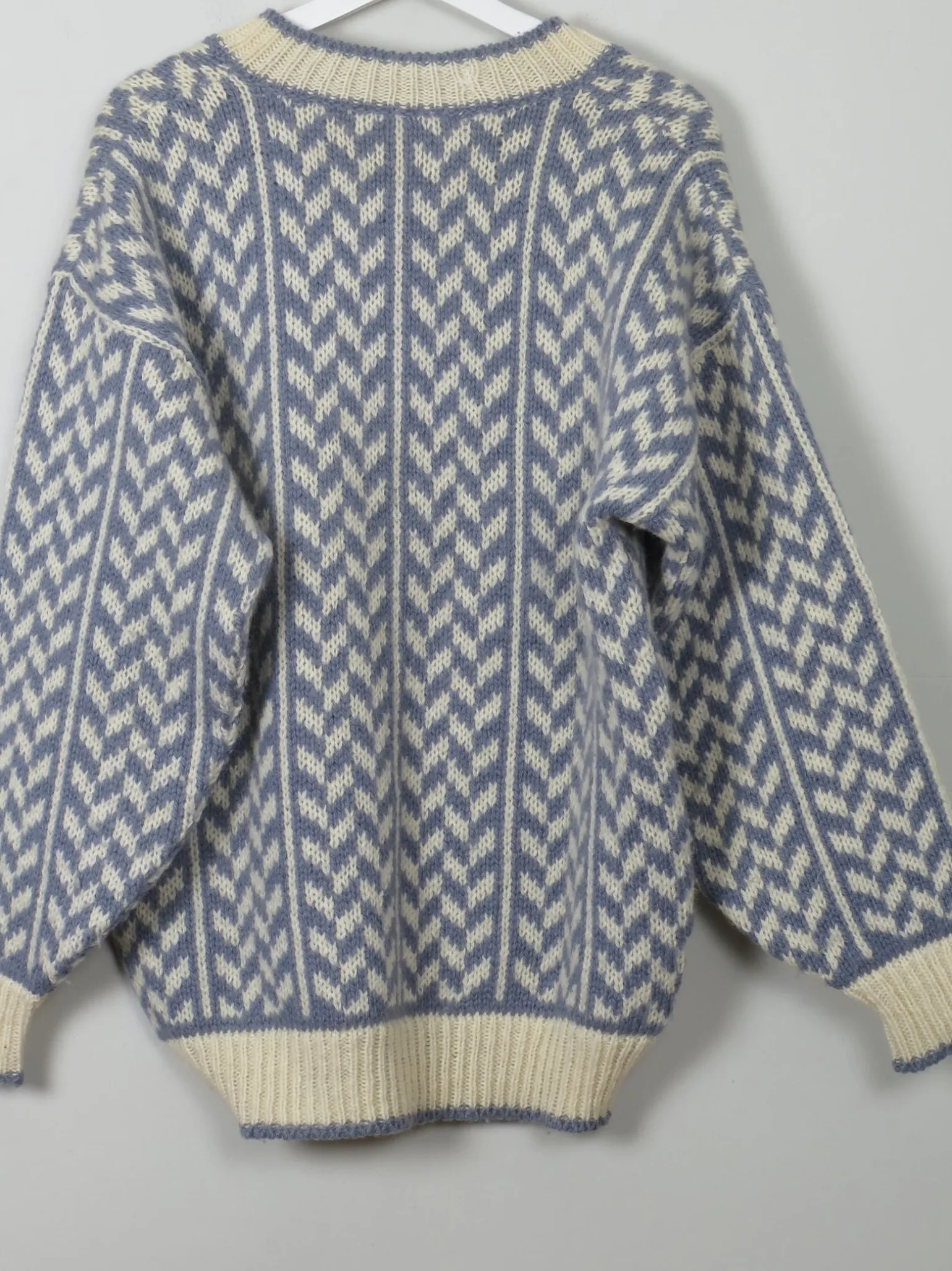 Men's Vintage Danish Jumper V Neck M/L