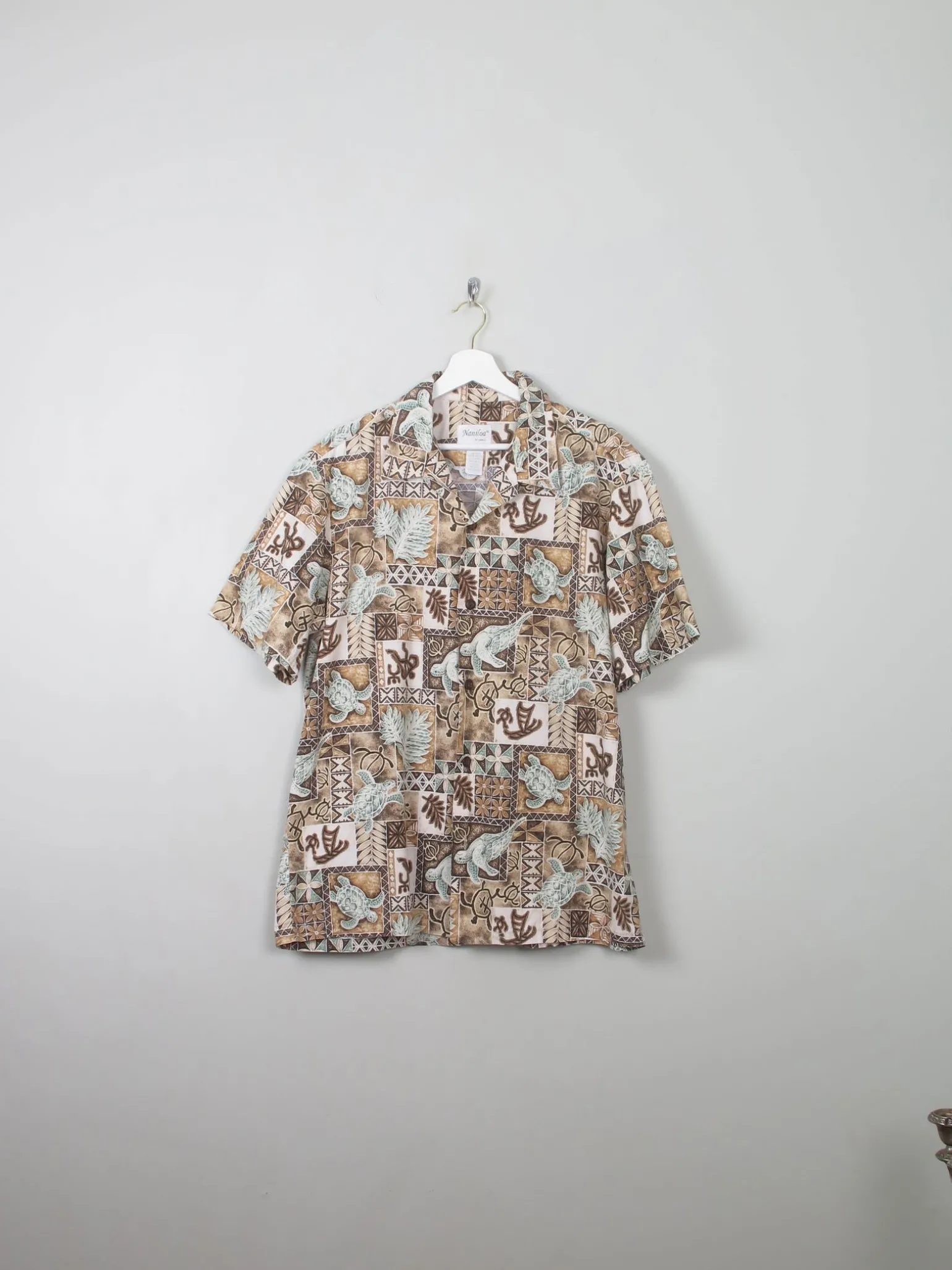 Men's Vintage Shirt Made in Hawaii L