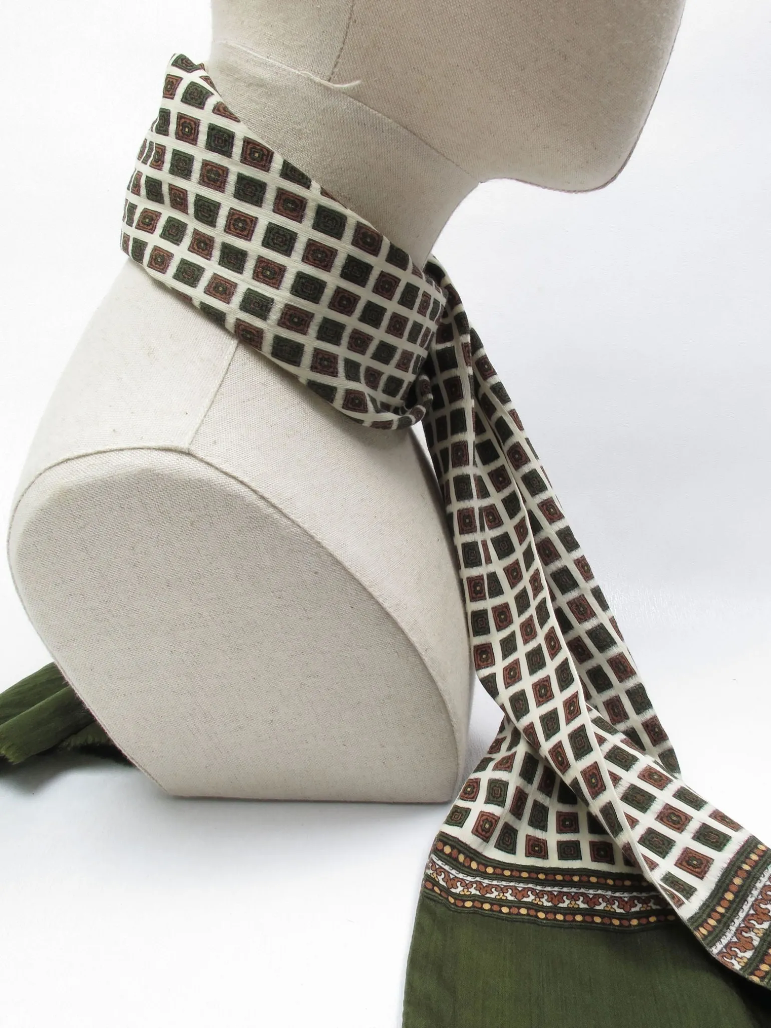 Men's Vintage Silk & Wool Scarf/ Cravat