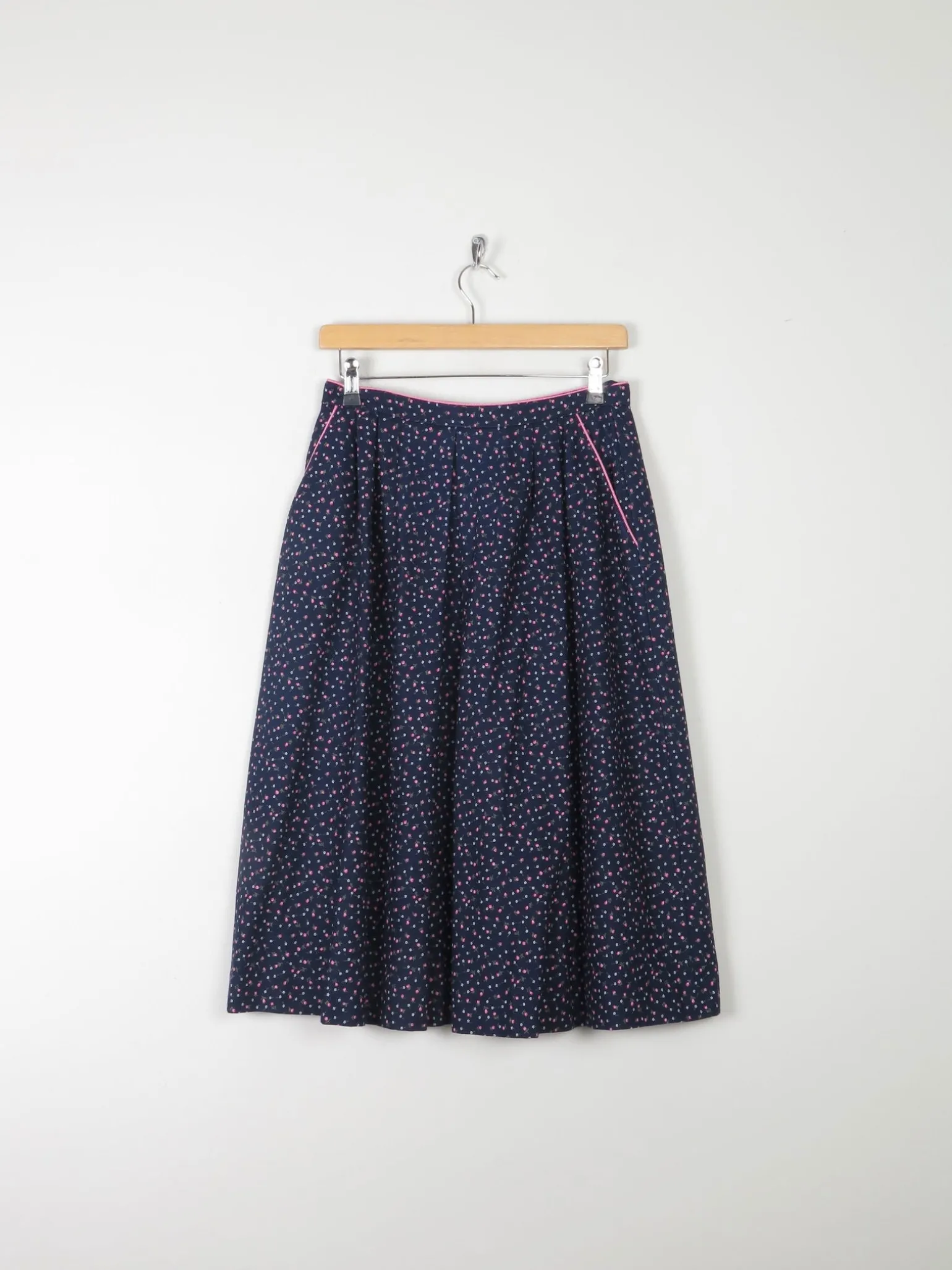 Navy Floral Vintage Prairie Skirt With Pockets 28" 8/10