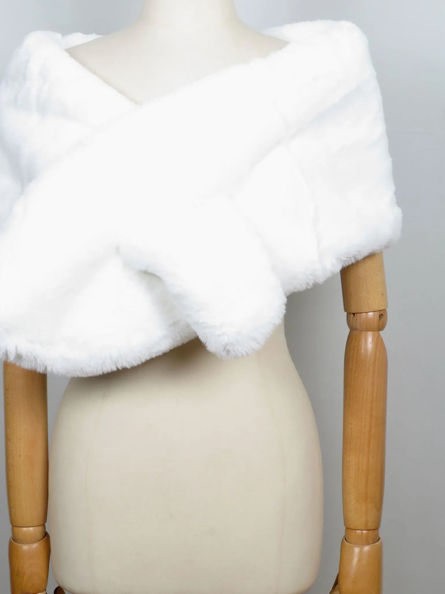 New Vintage Style Faux Fur Wrap Shawl Different Colours Avail