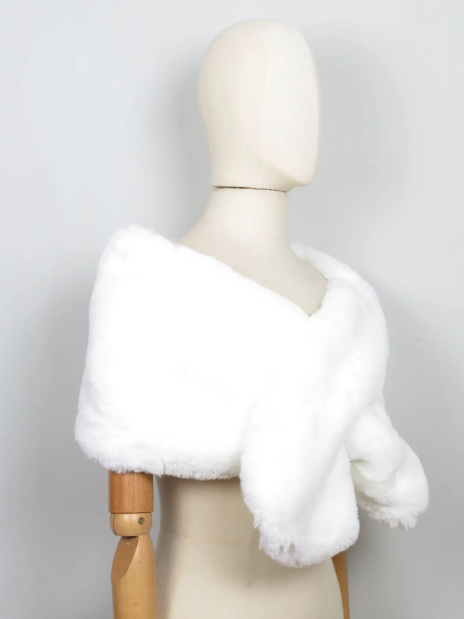 New Vintage Style Faux Fur Wrap Shawl Different Colours Avail