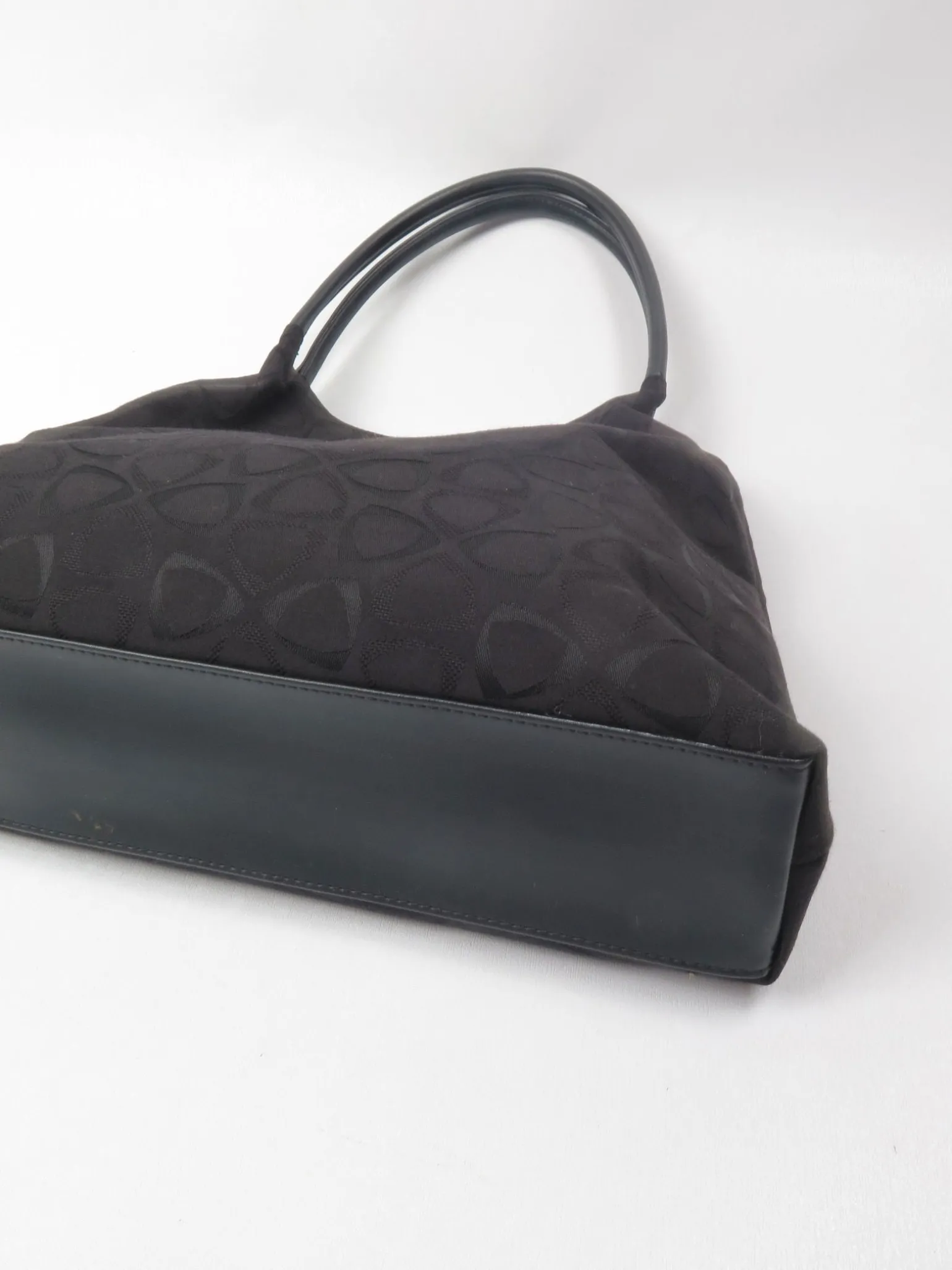 1990s Vintage Black Liz Claiborne Fabric Embossed Shoulder Bag