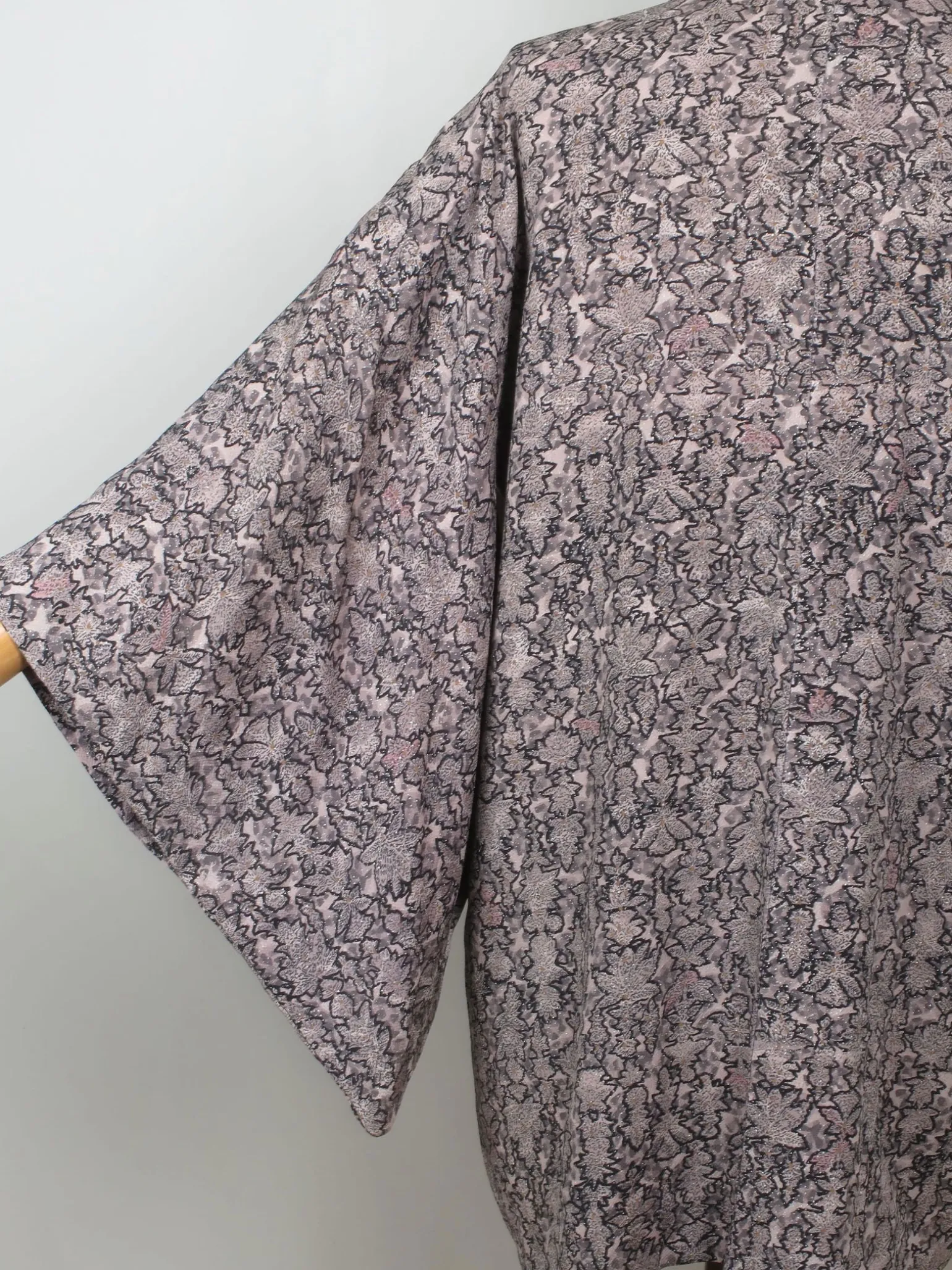 Vintage Brocade Harori Kimono Pink & Grey M