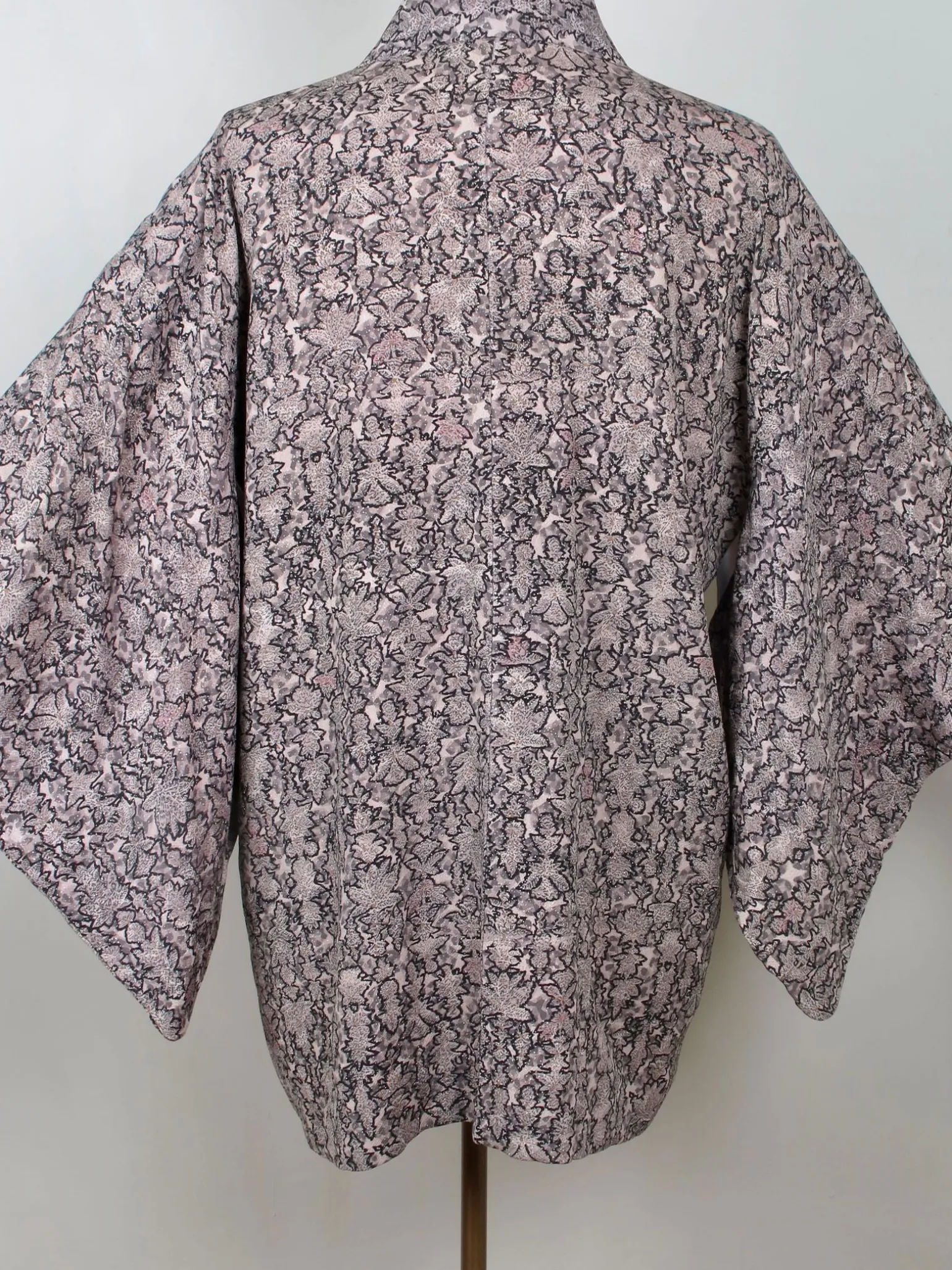 Vintage Brocade Harori Kimono Pink & Grey M