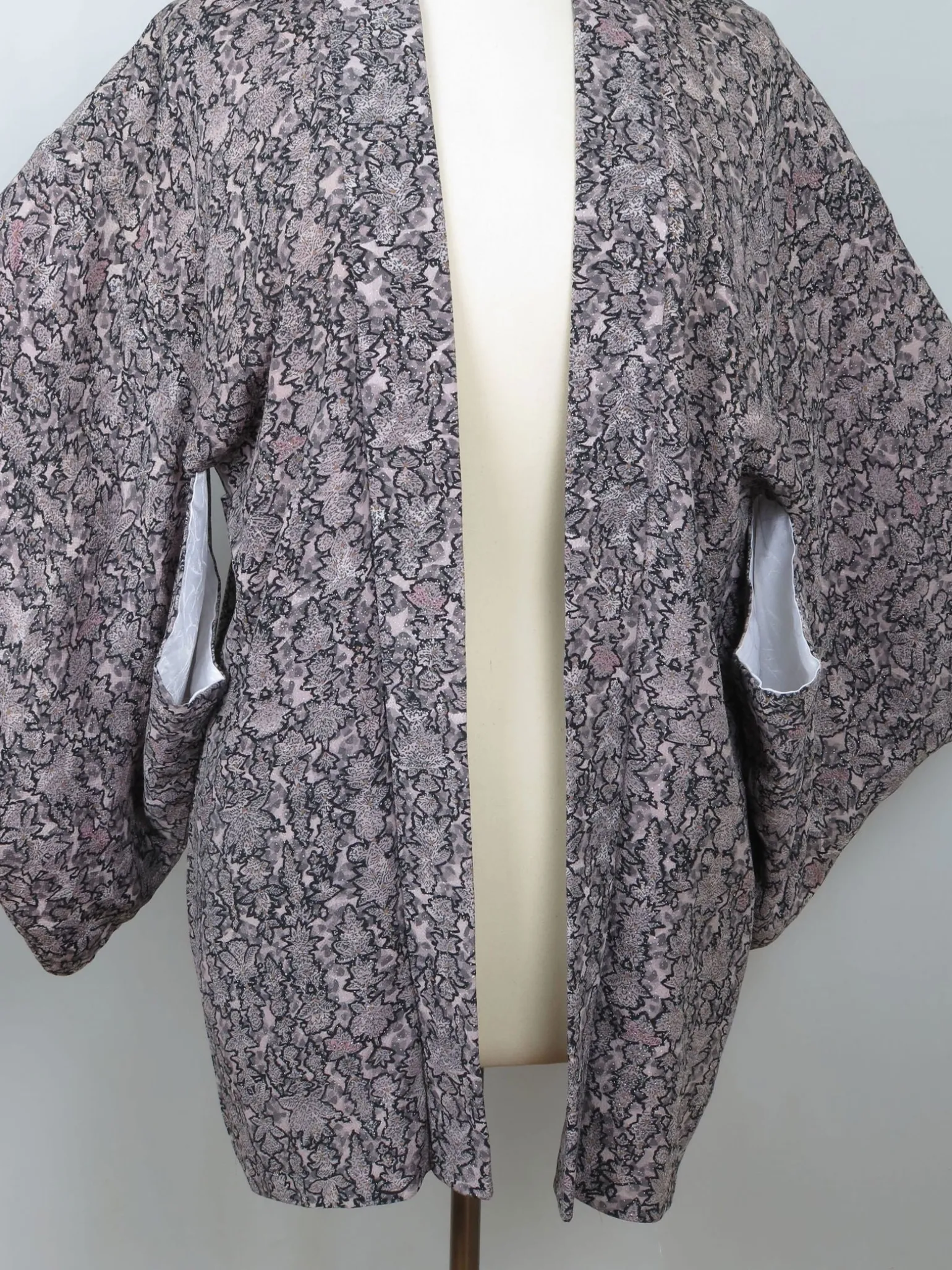 Vintage Brocade Harori Kimono Pink & Grey M