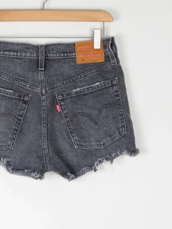 Vintage Levi’s Dark Grey Denim Shorts 28