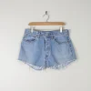 Vintage Levis Denim Shorts 32”