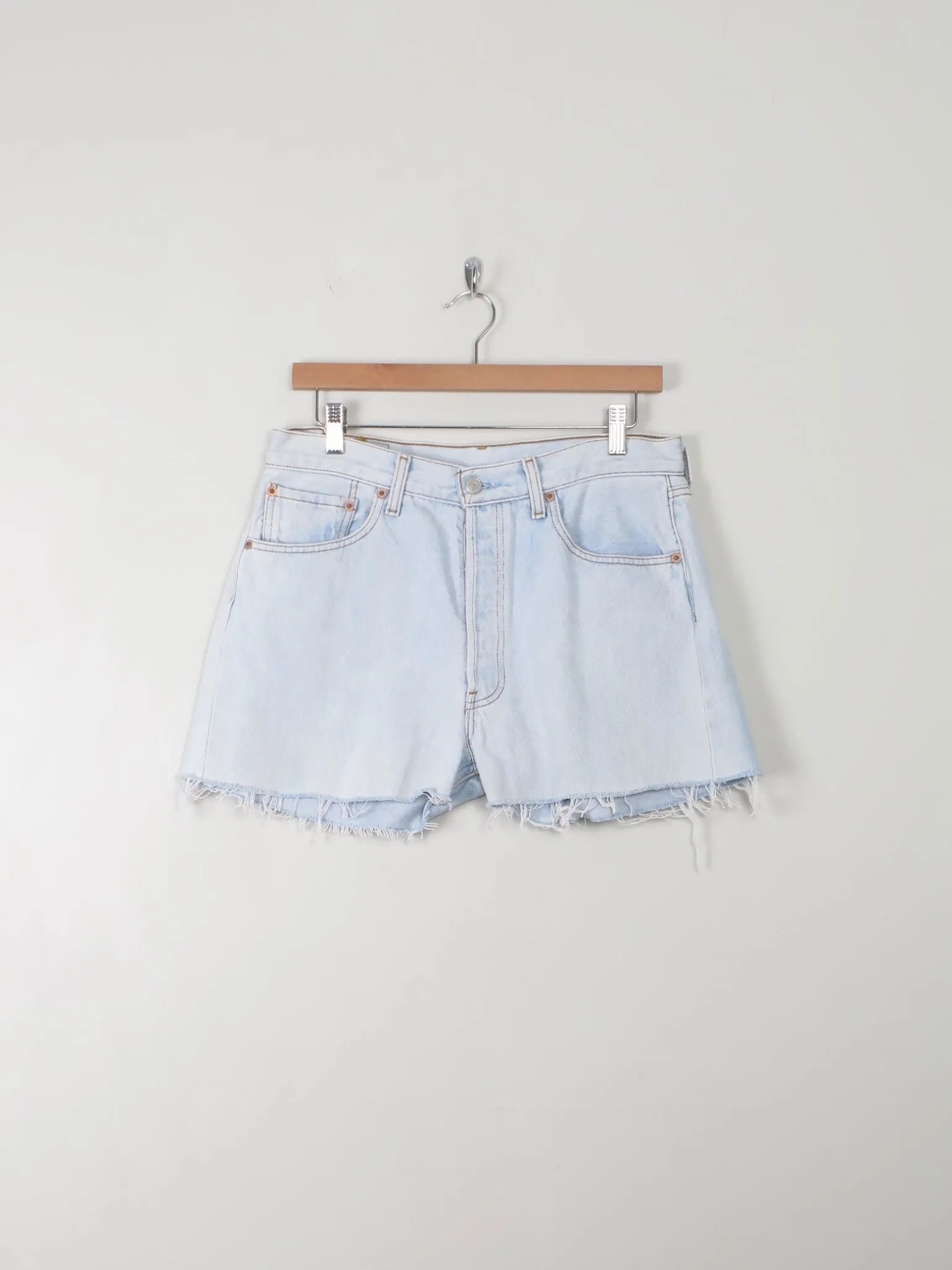 Vintage Levi’s Denim Shorts 31"W