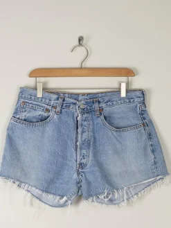 Vintage Levis Denim Shorts 32”