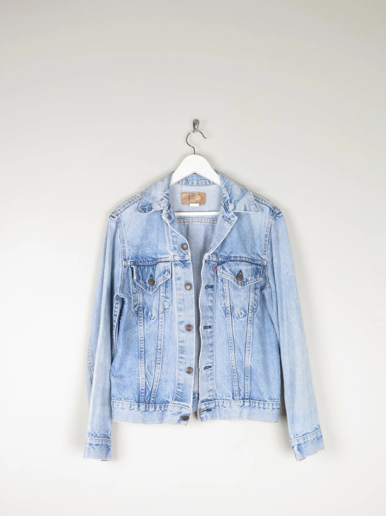 Vintage Men’s Blue Levi’s Denim Jacket Trucker S