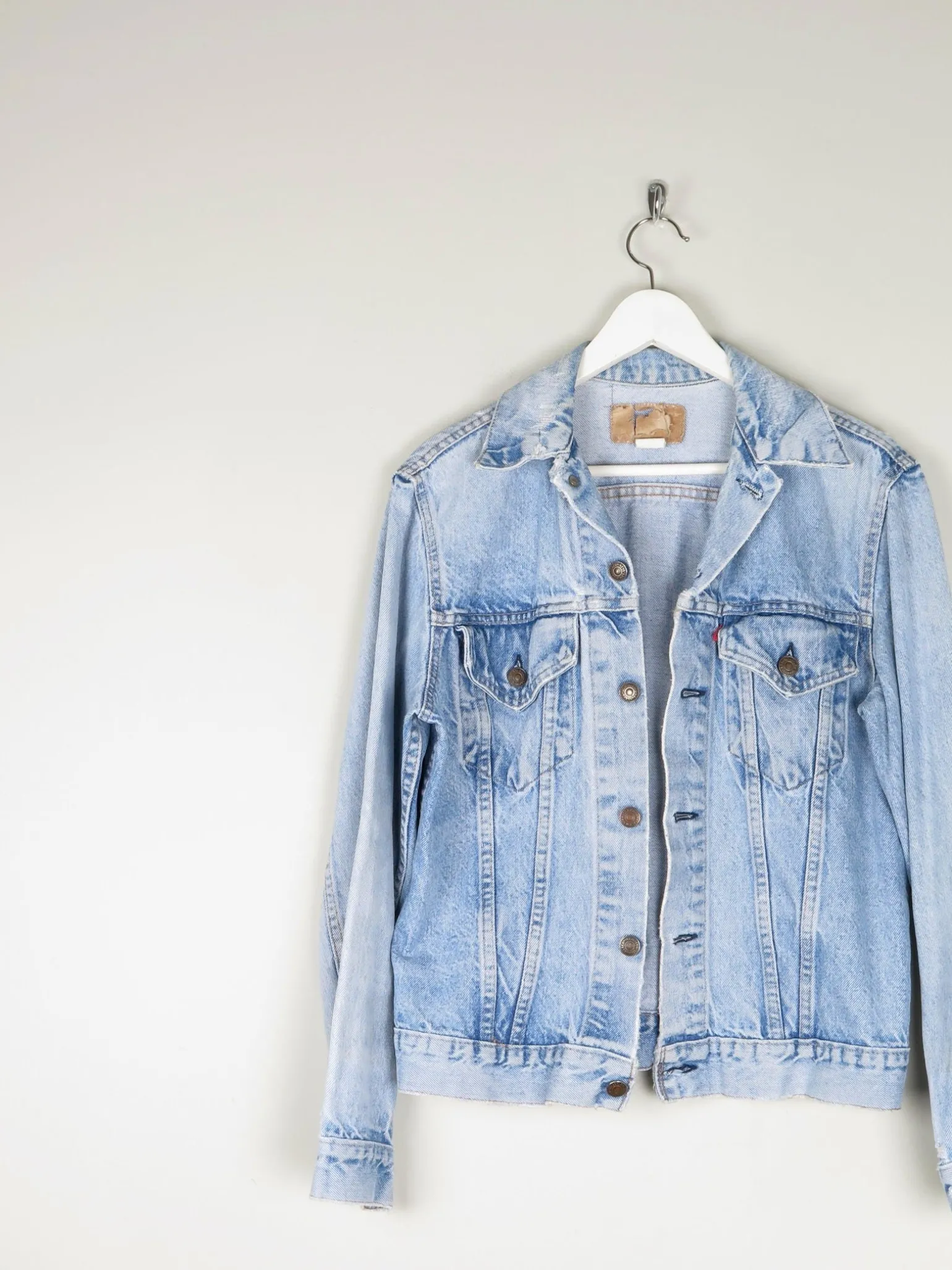 Vintage Men’s Blue Levi’s Denim Jacket Trucker S