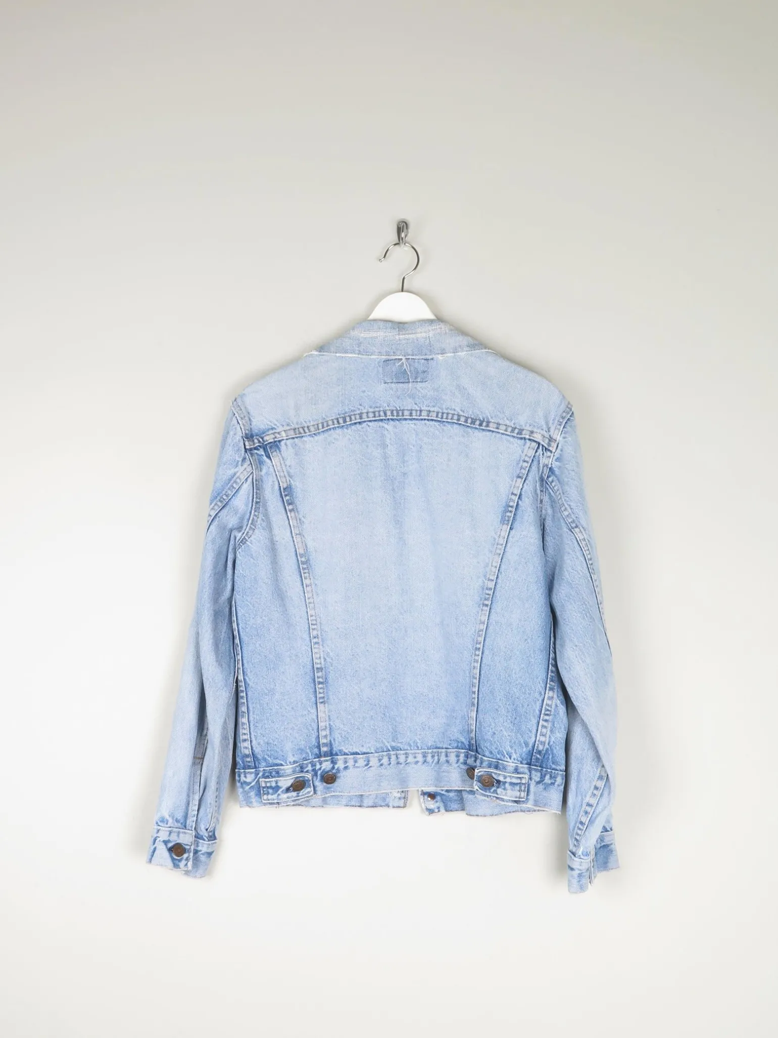 Vintage Men’s Blue Levi’s Denim Jacket Trucker S