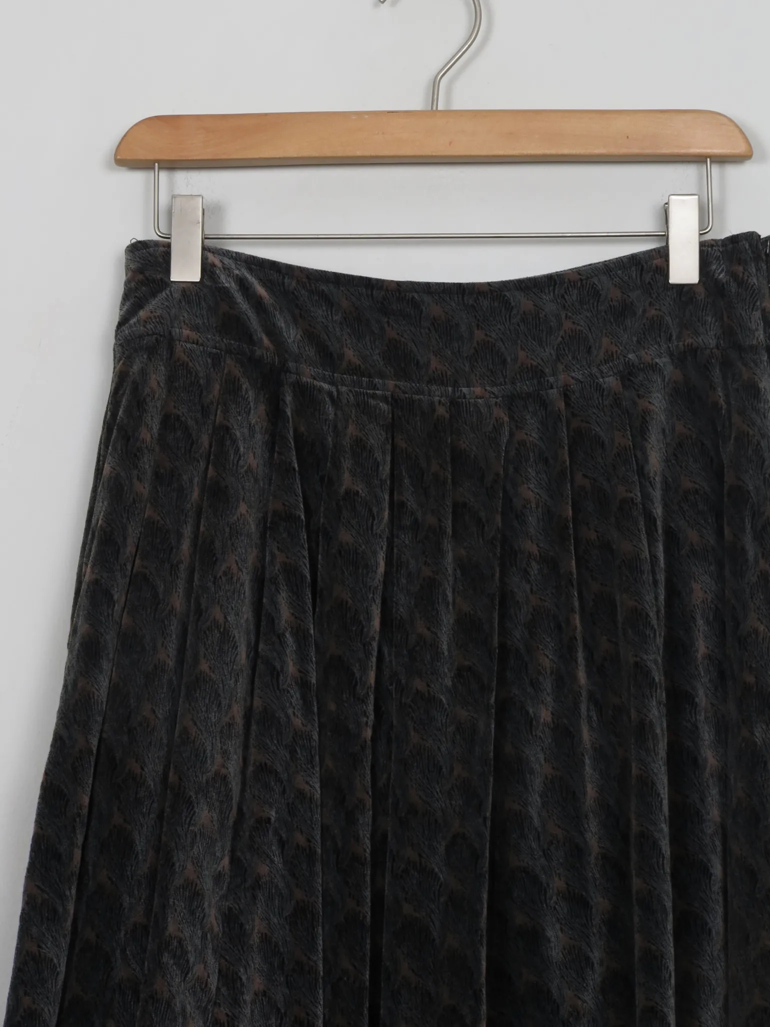 Vintage Printed Velvet Full Skirt 27"W