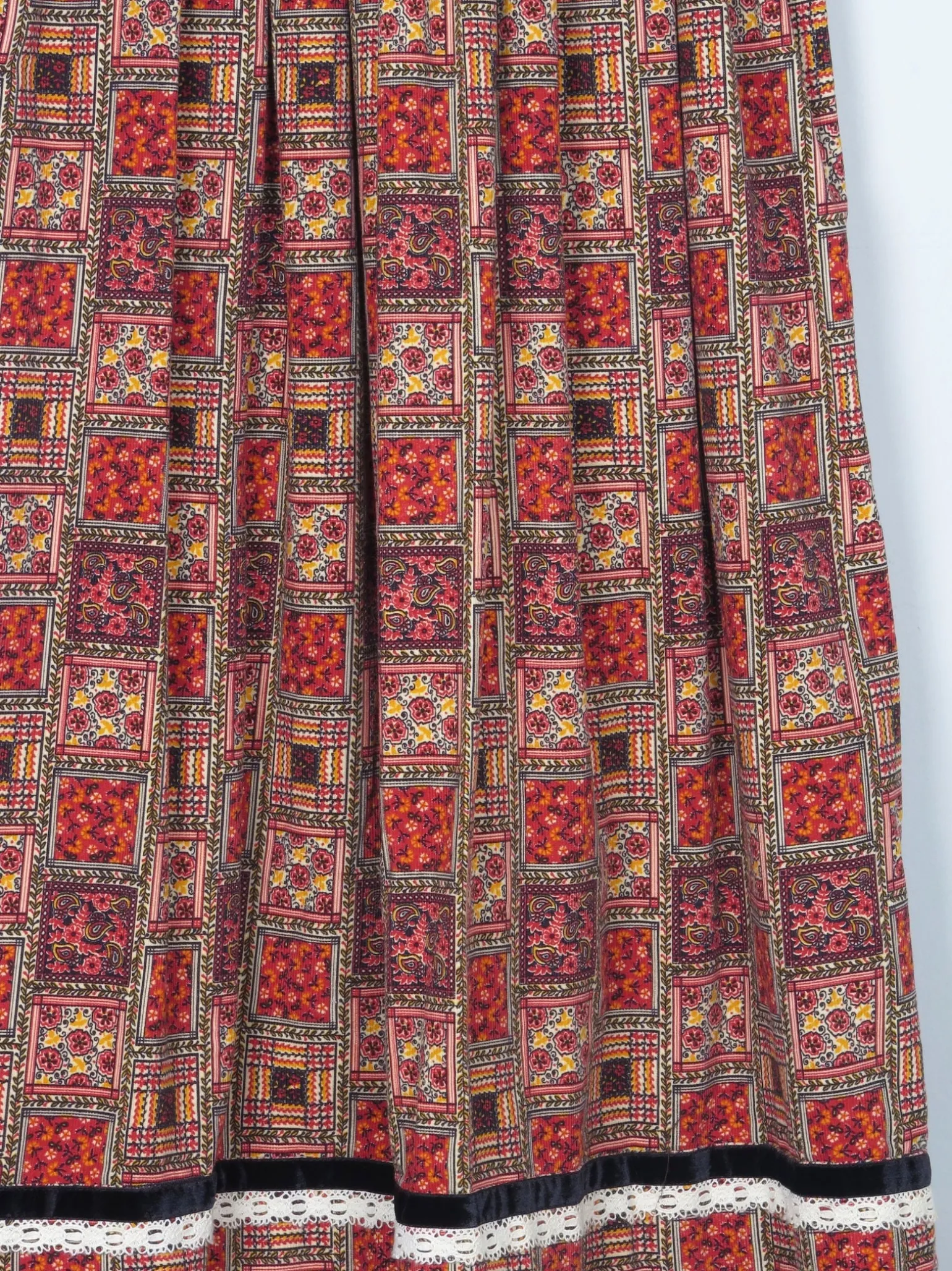 Vintage 1970s Maxi Folk Style Corduroy Red Skirt 26" XS