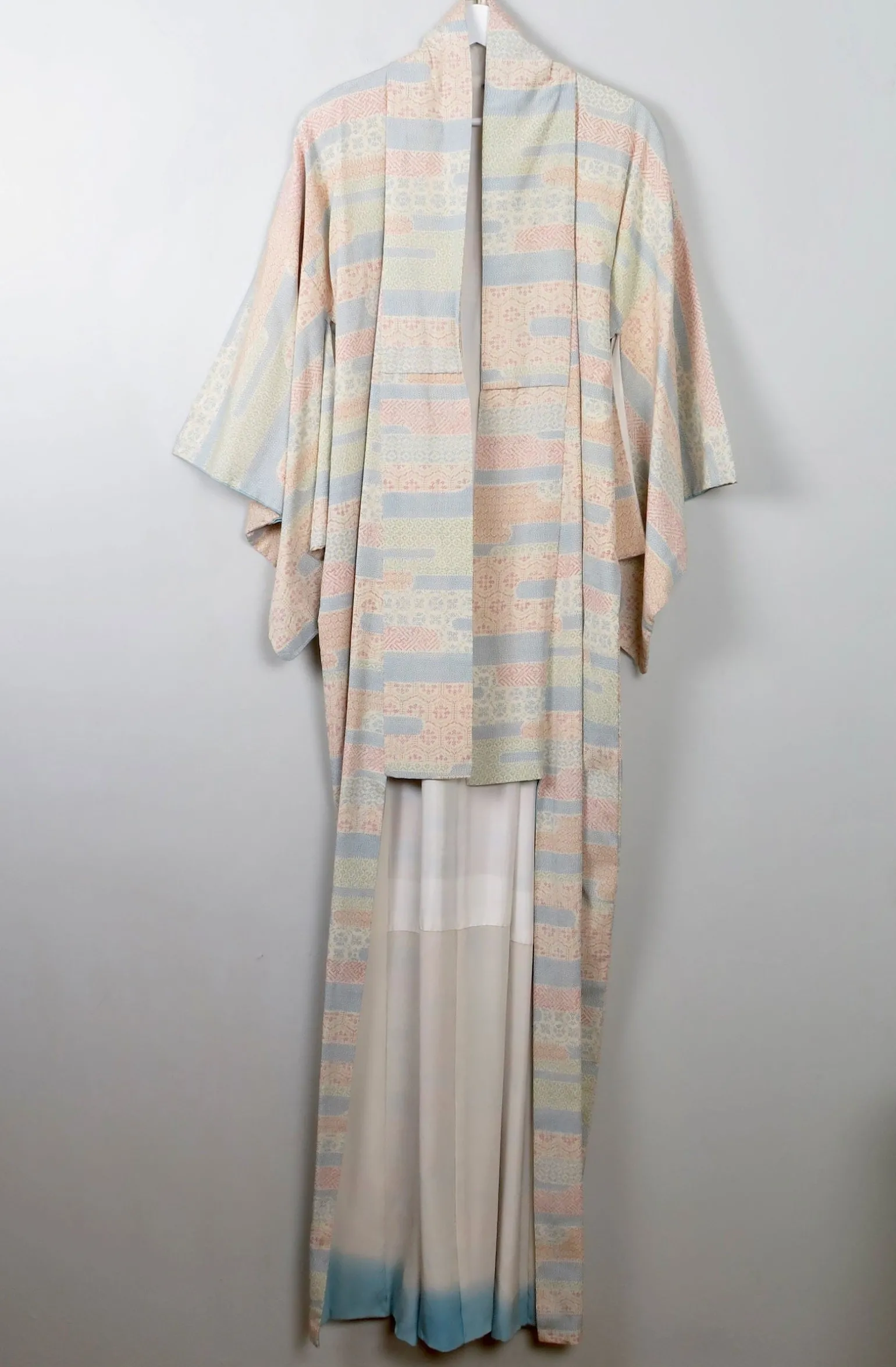 Vintage Silk Colourful Kimono S/M