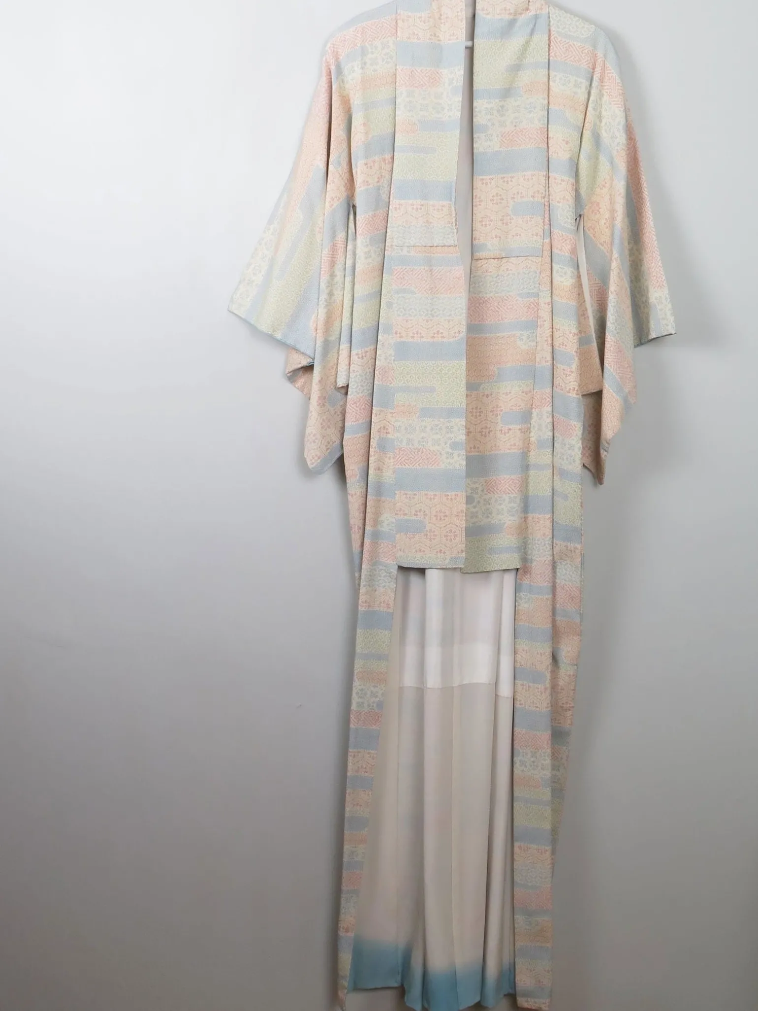 Vintage Silk Colourful Kimono S/M