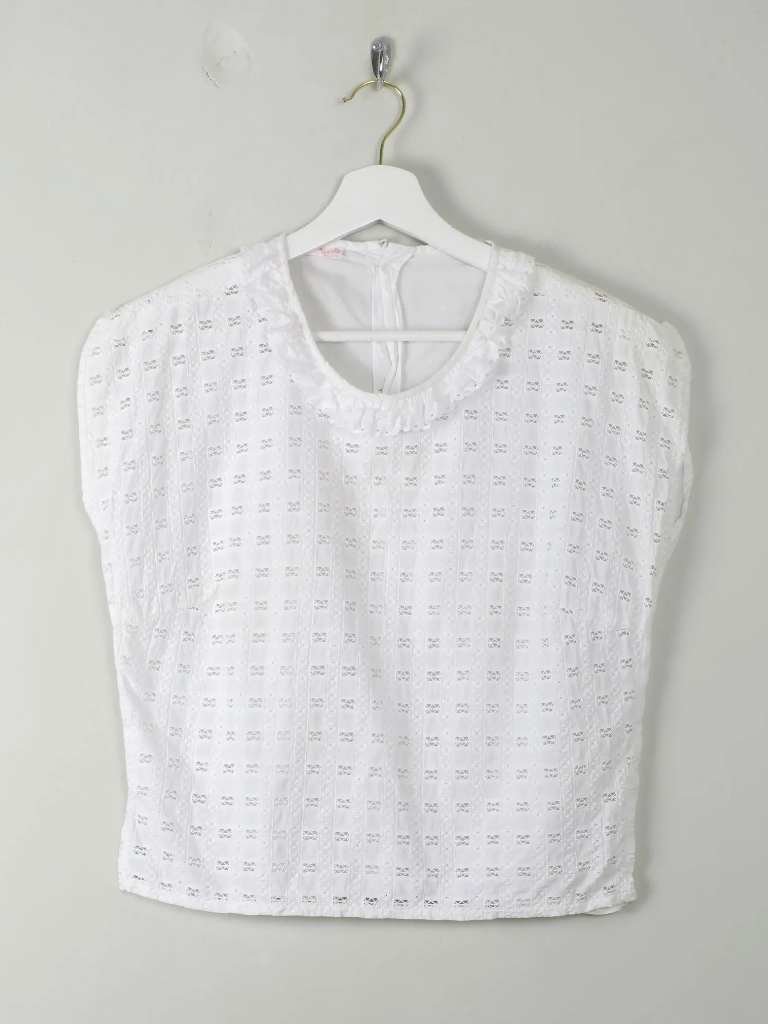 Vintage White Broderie Anglaise Blouse S/M