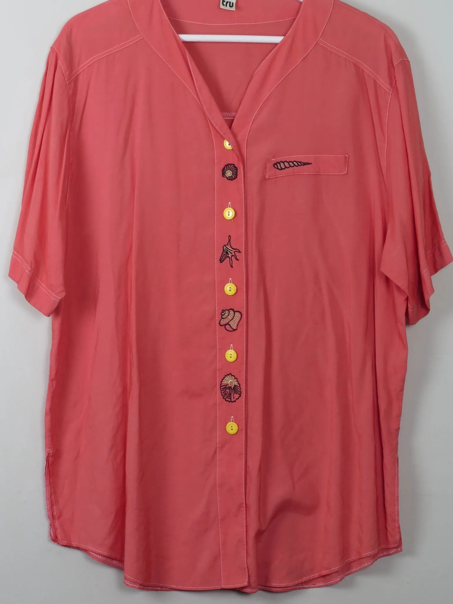 Vintage Women's Coral Blouse With Shell Embroidery M/L
