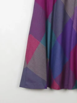 Vintage Wool Tweed Colourful Skirt 28