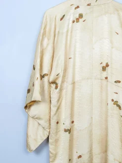 Women's Deep Cream Silk Vintage Kimono S/M