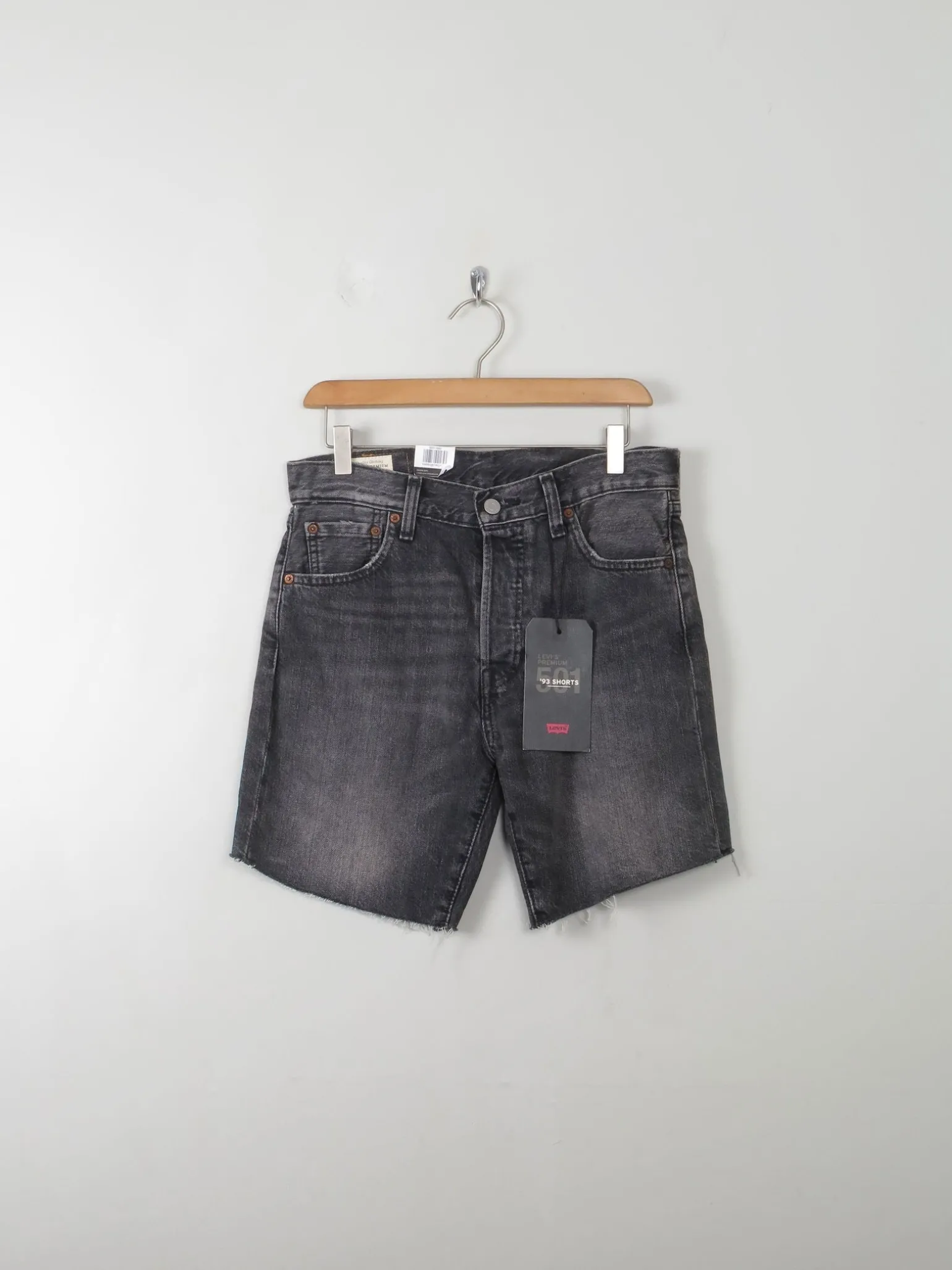 Women's New Levis 93 Denim Shorts Grey 29"