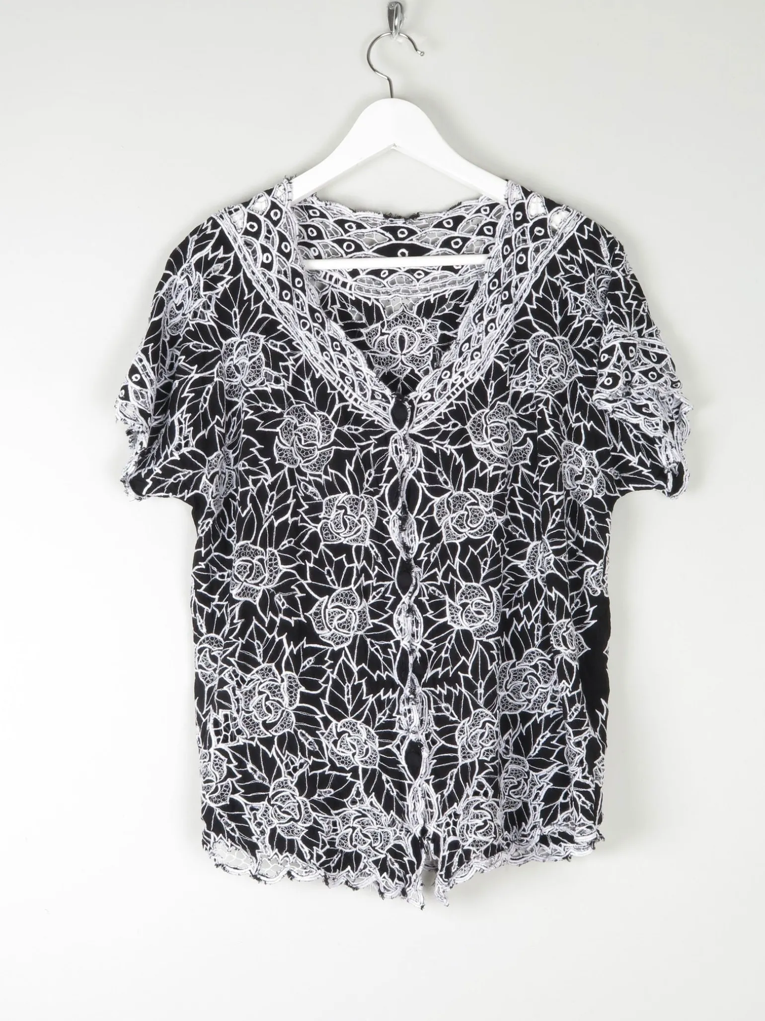 Women's Vintage Black & White Lace Blouse M