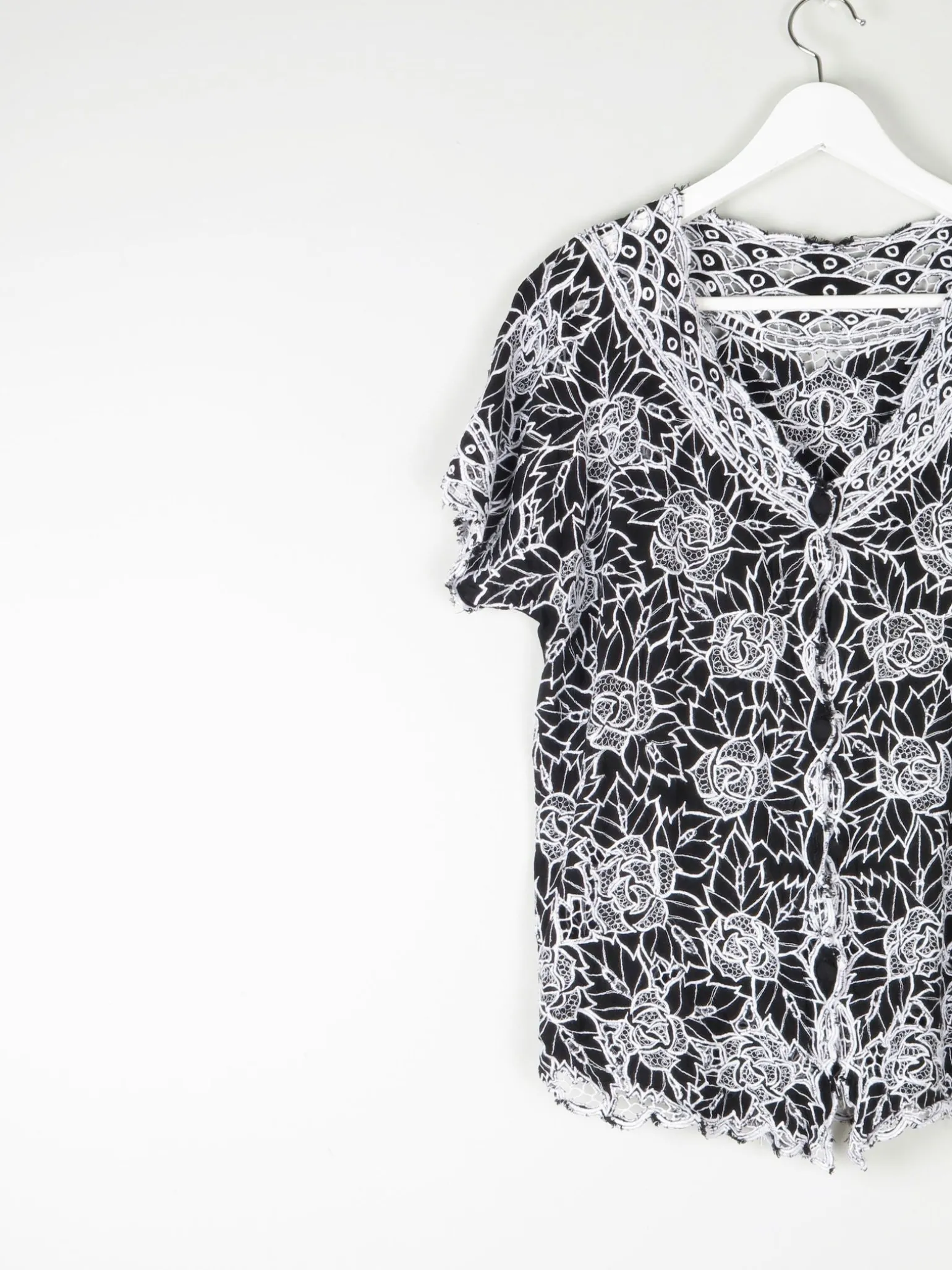 Women's Vintage Black & White Lace Blouse M