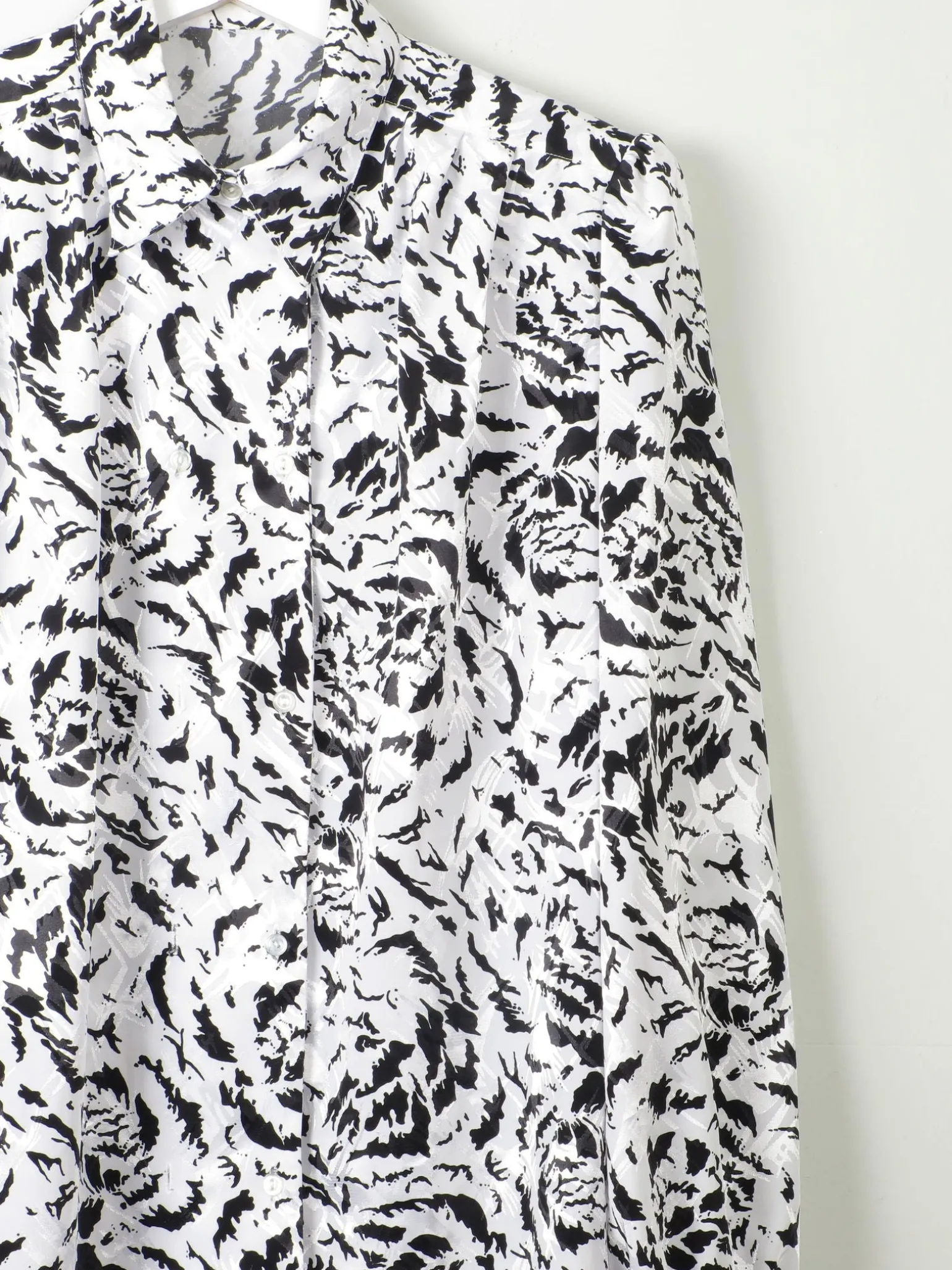 Women's Vintage Black & White Animal Print Blouse 1980s M