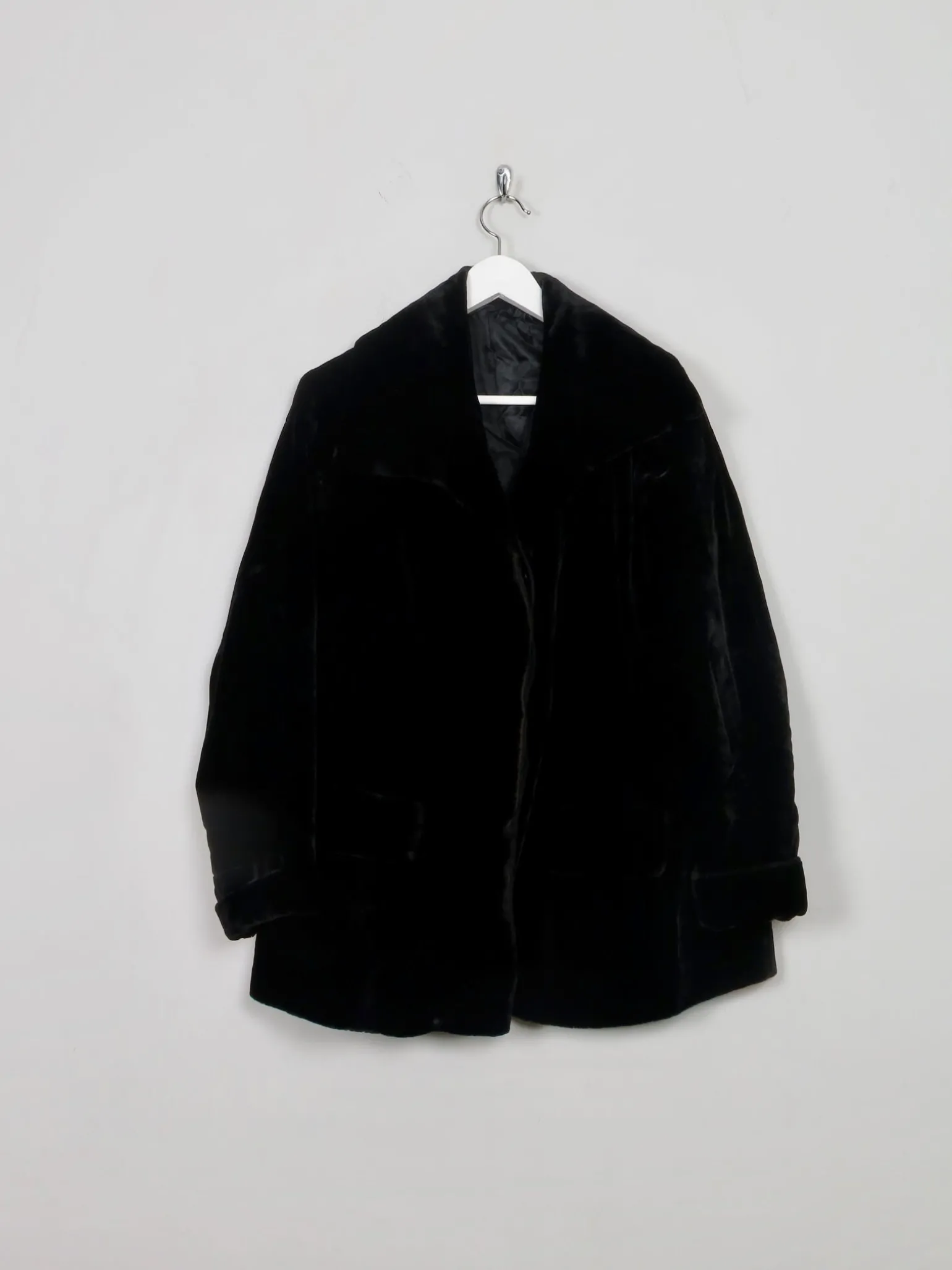 Women's Vintage Black Velvet Furry Jacket