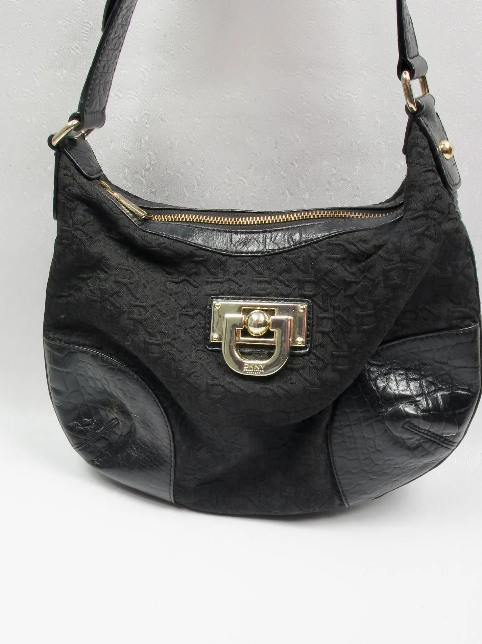 Women's Vintage DKNY Shoulder Bag Black