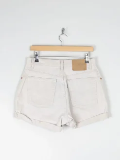 Women's Vintage Khaki High Waisted Levi’s Shorts 30