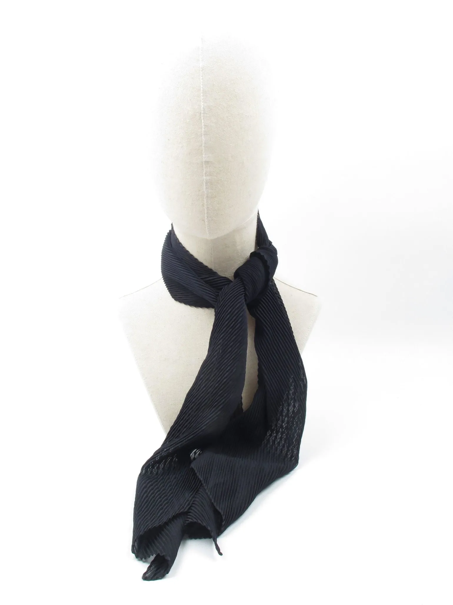 Women's Vintage Pleated Black Scarf