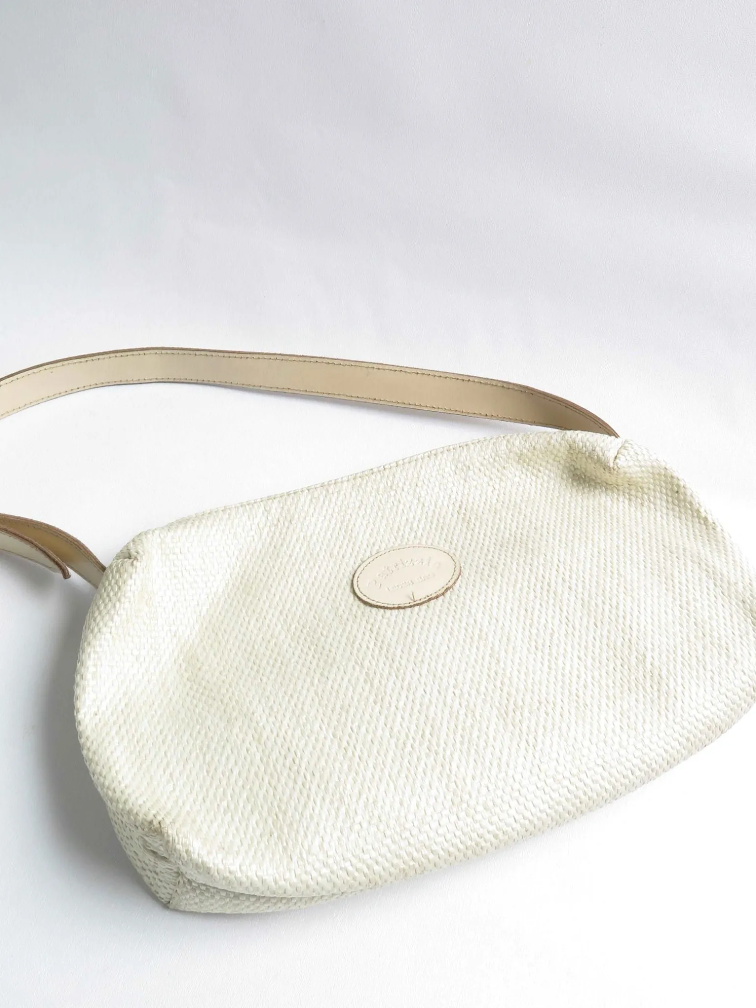Women's Vintage 1990s Cream Straw Shoulder Bag