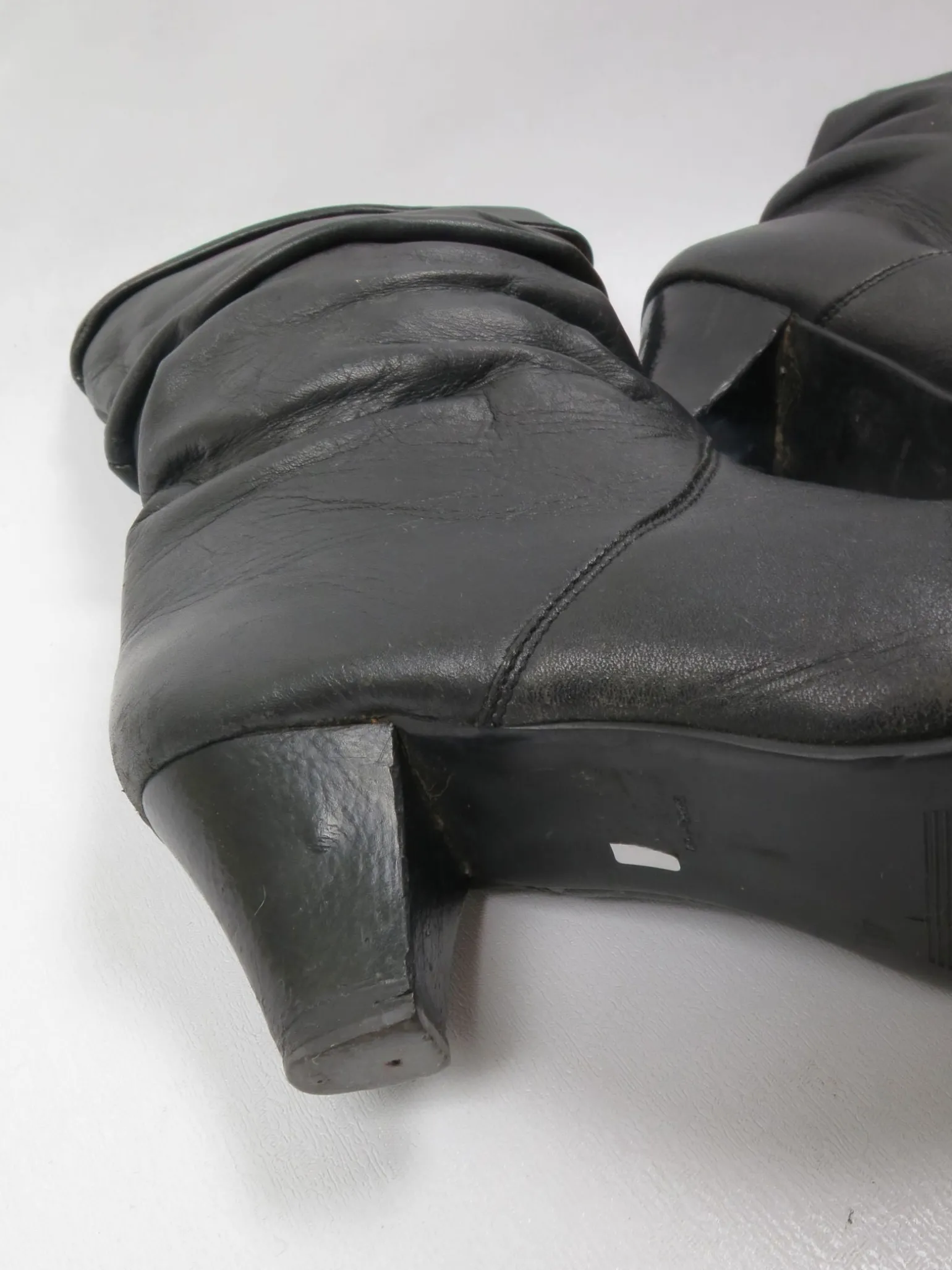 Women's Vintage Short Black Leather Boots 39/6